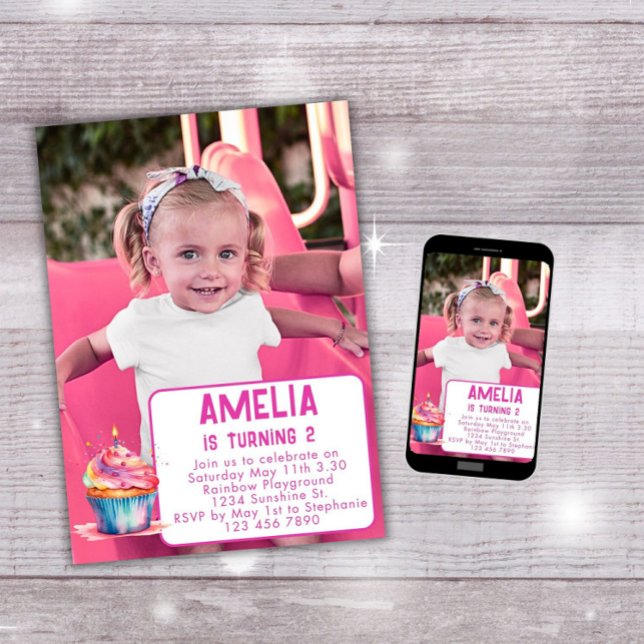 Photo Anniversaire Invitation Girl Pink Cupcake In (Créateur téléchargé)