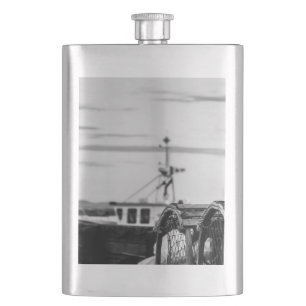 photo bateau de pêche hip flask