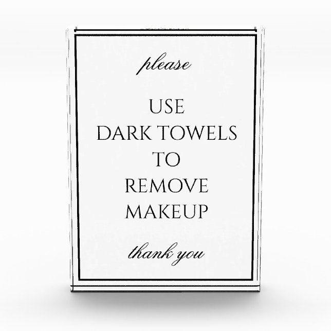 Photo Bloc de serviettes de toilette classique simple et (Devant)