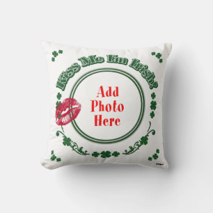 PHOTO Kiss Me I'm Irish - Green Circle Kiss Mark Throw Pillow