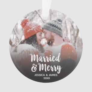 Photo moderne mariée et joyeuse