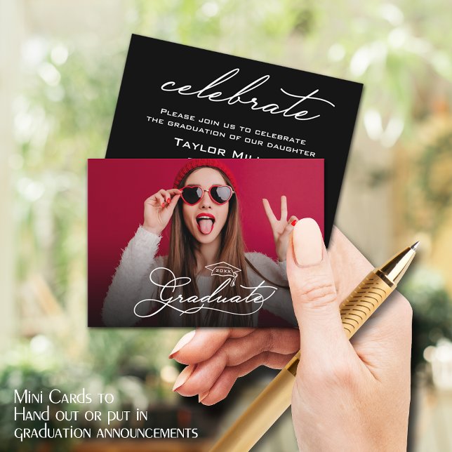 Photo Petites cartes d'invitation pour la fête des (SMALL business card size photo graduate invitation cards, great to hand out or put in announcements)
