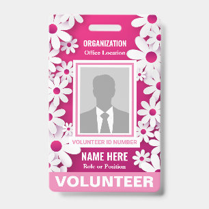 Photo Volunteer Cheerful Happy White Daisies Pink Badge