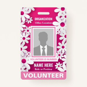 Photo Volunteer Cheerful Happy White Daisies Pink Badge