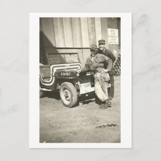 PHOTOBOMB ! Carte postale photo vintage des années