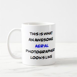 photographe aérien, énorme tasse de café
