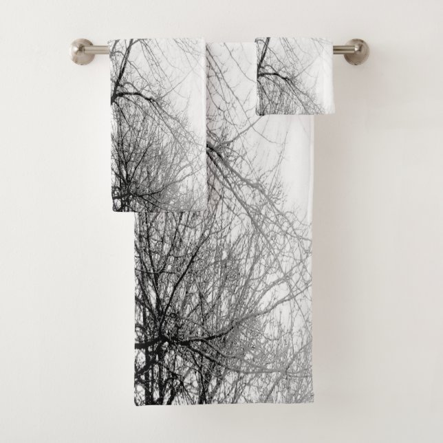 PHOTOGRAPHIE DES ARBRES NOIRS ET BLANCS ÉLÉGANTS (En situation)