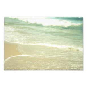 Photographie en pastel de plage d'océan vert en