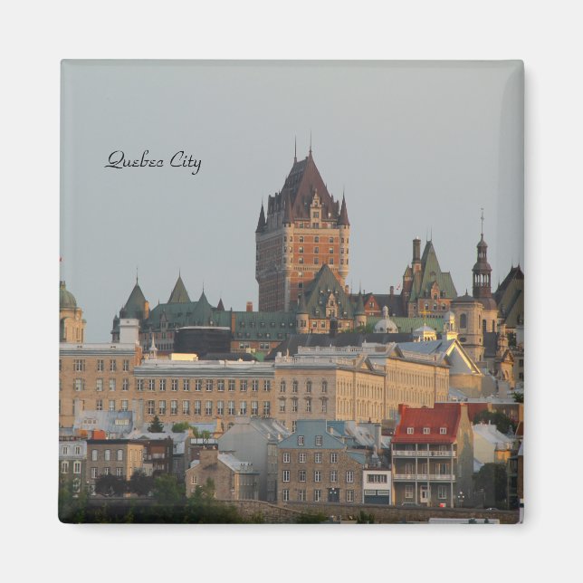 Photography of beautiful skyline of Quebec City Magnet (Front)