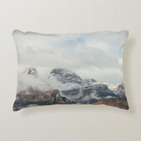 PHOTOGRAPHY OF MOUNTAIN RANGE DURING DAYTIME
