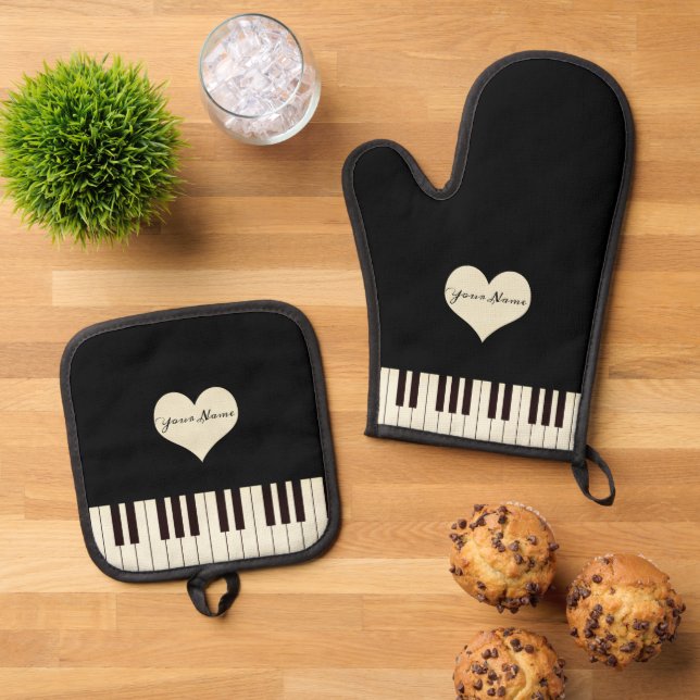 Piano Keys Heart Personalized Text Oven Mitt & Pot Holder Set (Top Down)
