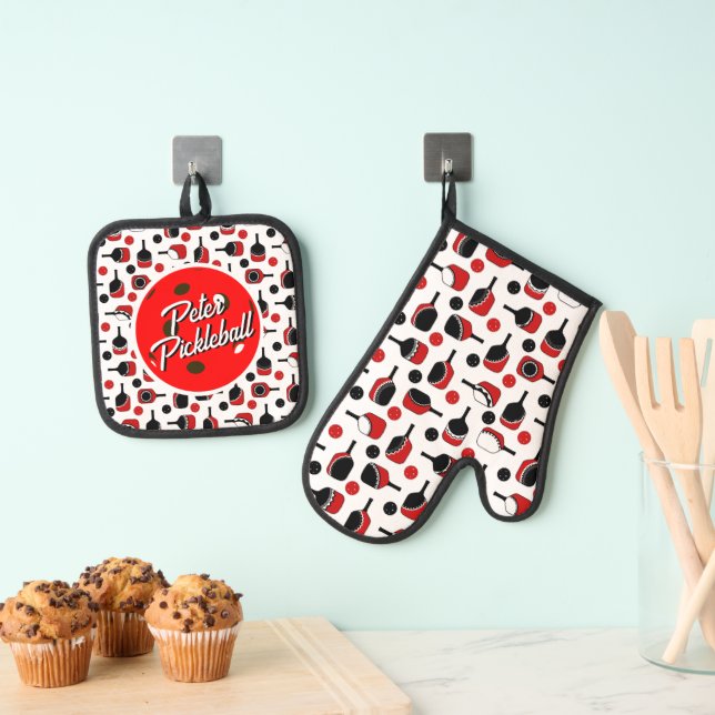 Pickleball Paddles Balls Black Red Personalized Oven Mitt & Pot Holder Set (Insitu(Hanging))