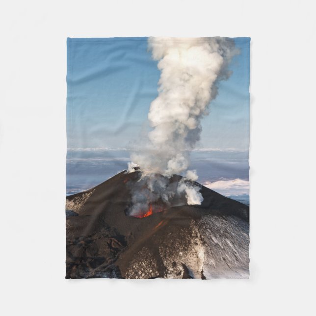 Picturesque landscape: view of volcano eruption fleece blanket (Front)