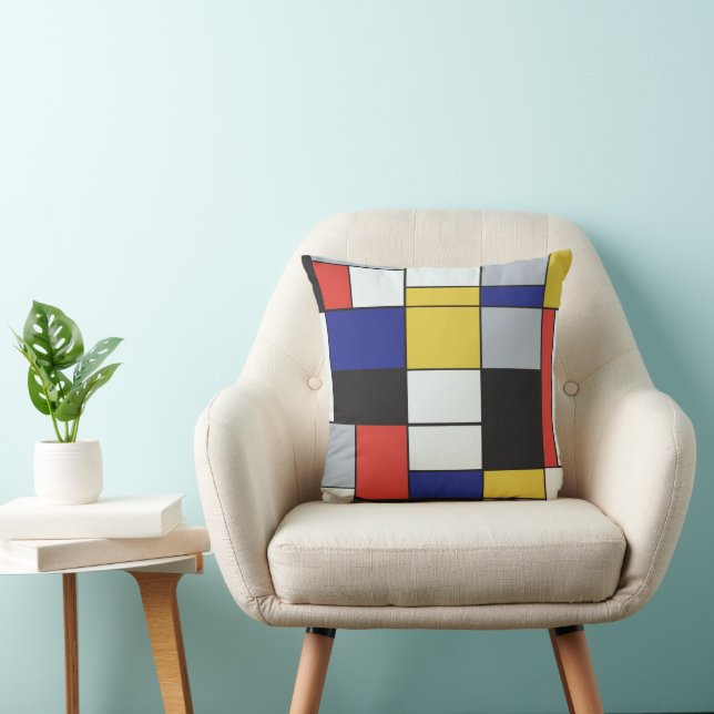 Piet Mondrian - Composition Geometric Abstract  Throw Pillow (Chair)