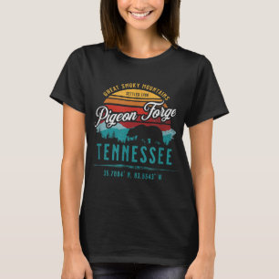 Pigeon Forge Tennessee Great Smoky Mountains Bear  T-Shirt