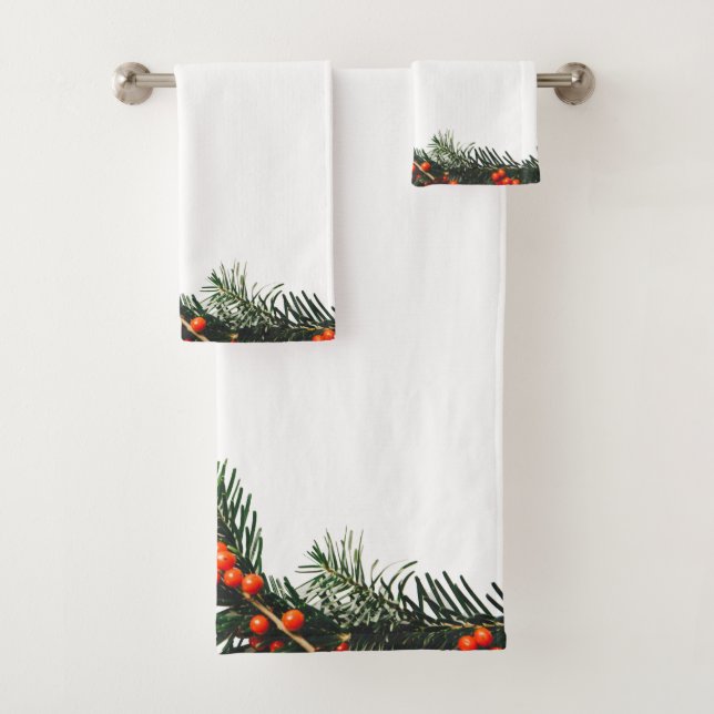 Pine Branch with Berries Bath Towel Set (Insitu)