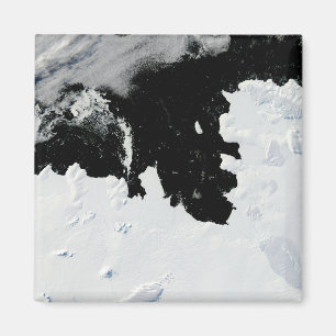 Pine Island Bay in West Antarctica Magnet