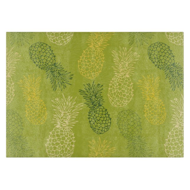 Pineapple Outline Pattern on Green Cutting Board (Front)