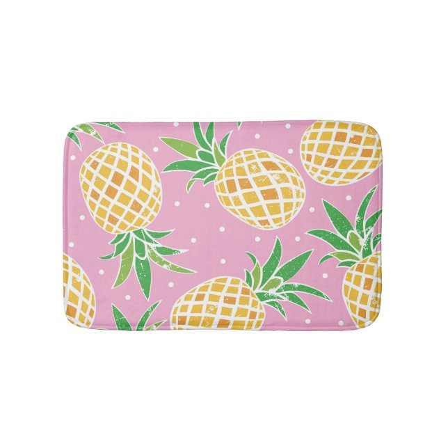 Pineapple Paradise: Tropical Pattern Bath Mat (Front)