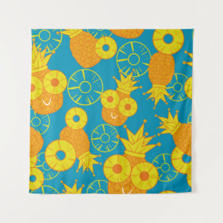 Pineapple Rings: Doodle Cartoon Vintage. Tapestry