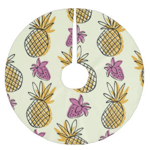 Pineapple, strawberry vintage textile design. brushed polyester tree skirt