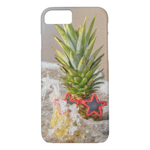 pineapple with sunglasses in wave Case-Mate iPhone case