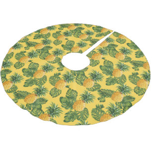 Pineapples & Tropical Leaves On Gold Brushed Polyester Tree Skirt