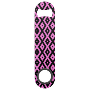 Pink and black diamond pattern bar key