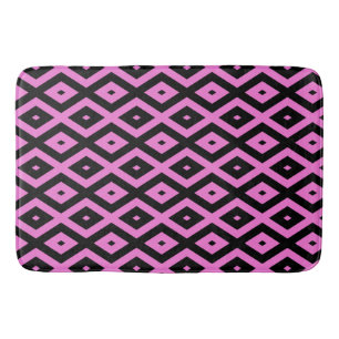 Pink and black diamond pattern bath mat