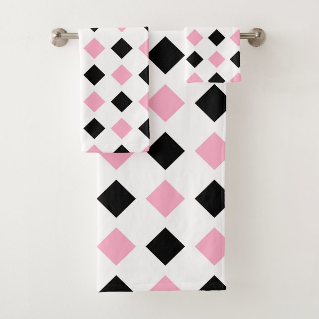 Pink and Black Diamonds Bath Towel Set (Insitu)