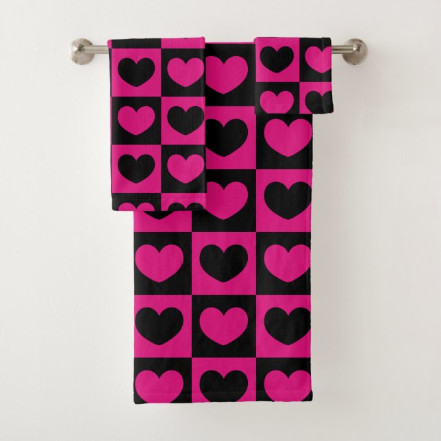 Pink And Black Hearts Bath Towel Set (Insitu)