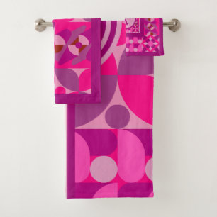 Pink and Burgundy Geometric Bauhaus Style  Bath Towel Set