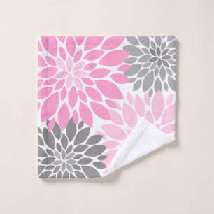 Pink and Gray Chrysanthemums Floral Pattern Bath Towel Set