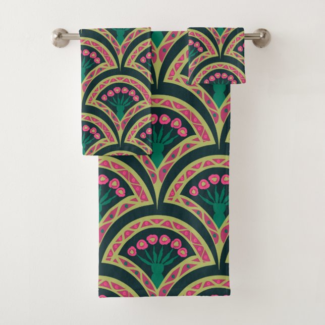 Pink and Green Floral Fan Pattern Bath Towel Set (Insitu)