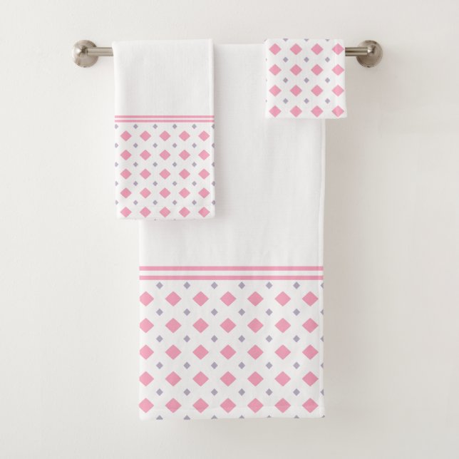 Pink and Grey Diamond Pattern Bath Towel Set (Insitu)