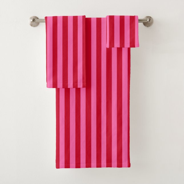 Pink and Red Peppermint Stripes Bath Towel Set (Insitu)