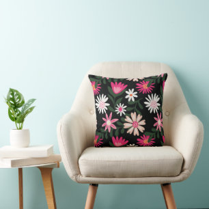 Pink and White Daisy Pattern Throw Pillow