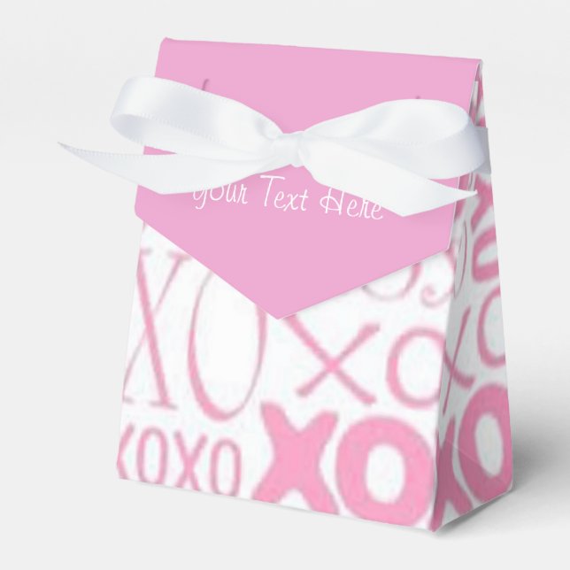 Pink and White Hugs and Kisses Pattern Favour Box (Front Side)
