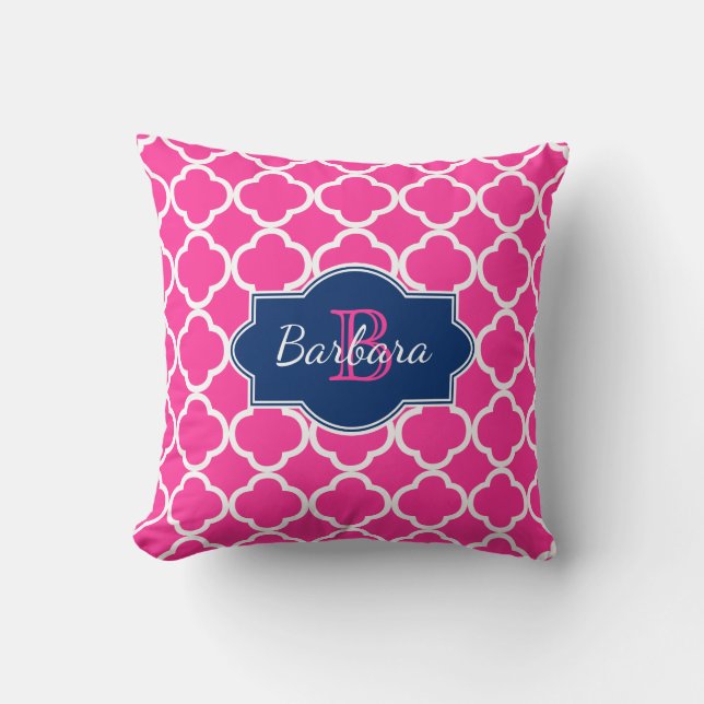 Pink And White Quatrefoil Geometric Pattern Throw Pillow (Front)