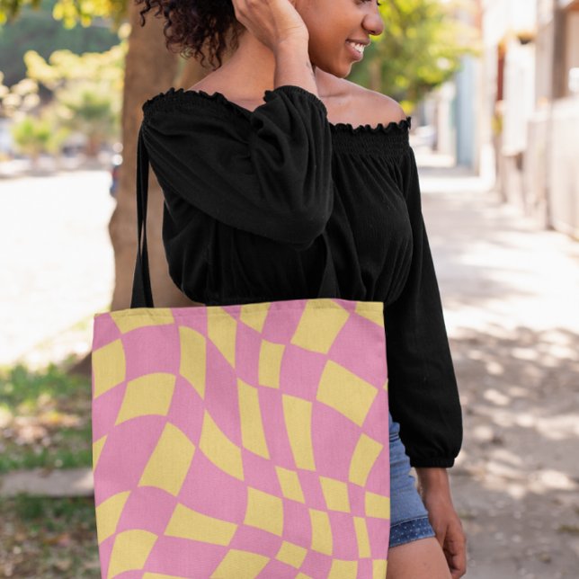 Pink and Yellow Wavy Retro Chequered Crossbody Bag (Creator Uploaded)