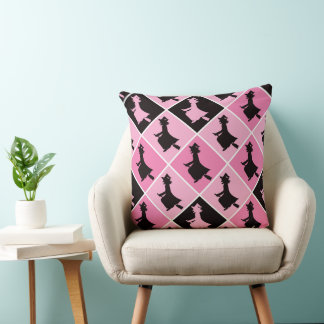 PINK BLACK & WHITE HALLOWEEN WITCHES THROW PILLOW