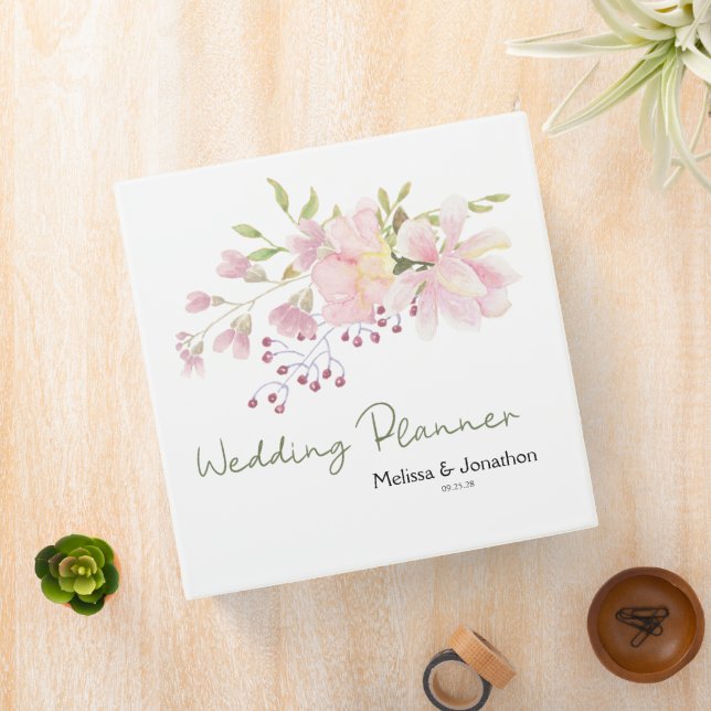 Pink Blush Magnolia Floral Wedding Planner Binder (In Situ)