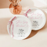 Pink Bow Bridal Shower, Elegant Bridal Shower Paper Plate<br><div class="desc">These Pink Bow Bridal Shower Paper Plates features an elegant pink bow to decorate your blush pink bridal shower or bridal brunch. These napkins are a beautiful touch to your bridal shower with our Blush Pink Bow She’s Tying the Knot Bridal Shower decor. Whether you're serving appetizers or desserts, these...</div>