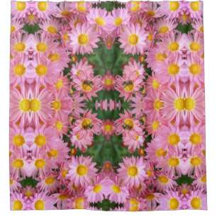 Pink Daisy Flowers And Bumble Bee Pattern  