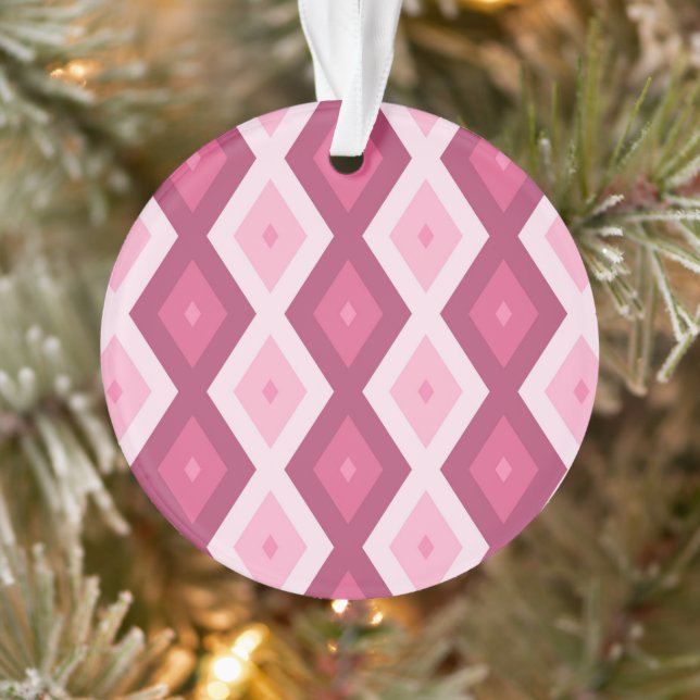Pink diamond pattern ornament (Tree)