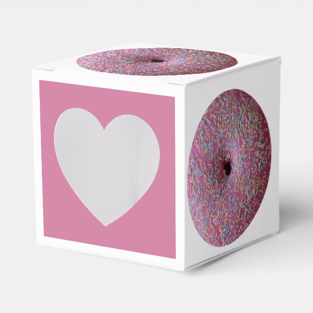 Pink donut with sprinkles favor box (Front Side)