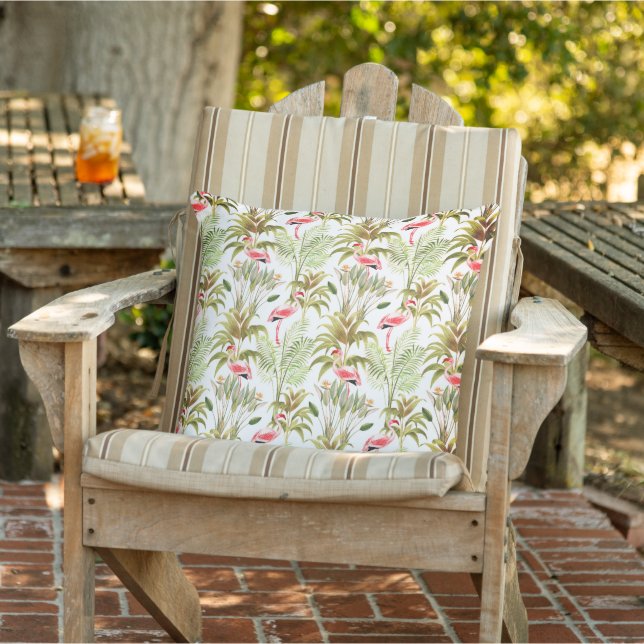 Pink flamingos outdoor pillow (Chair)
