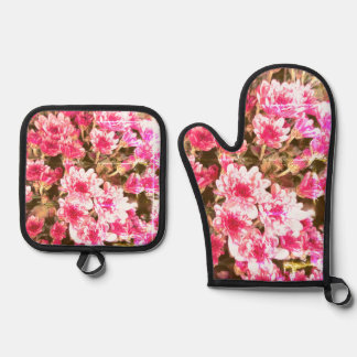 Pink Floral Bloom Pattern Oven Mitt & Pot Holder Set
