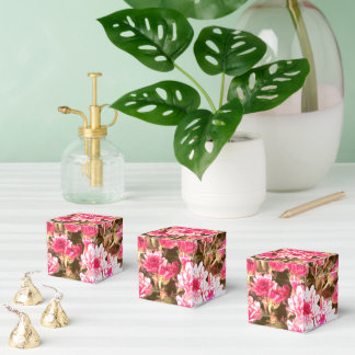 Pink Floral Bloom Pattern – Soft Botanical Design Favor Box