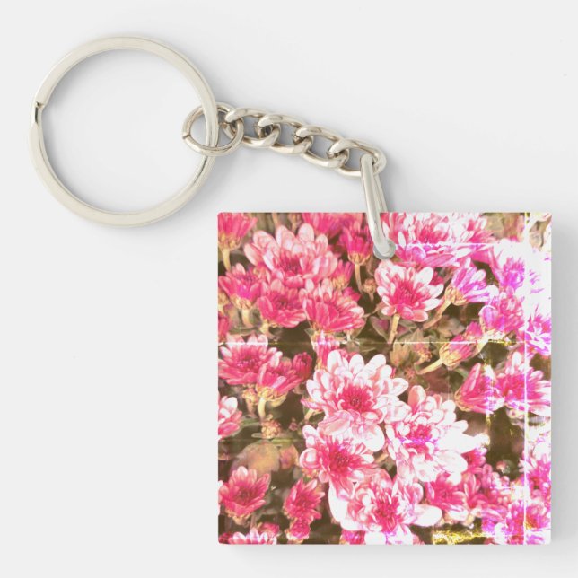 Pink Floral Bloom Pattern – Soft Botanical Design Keychain (Front)